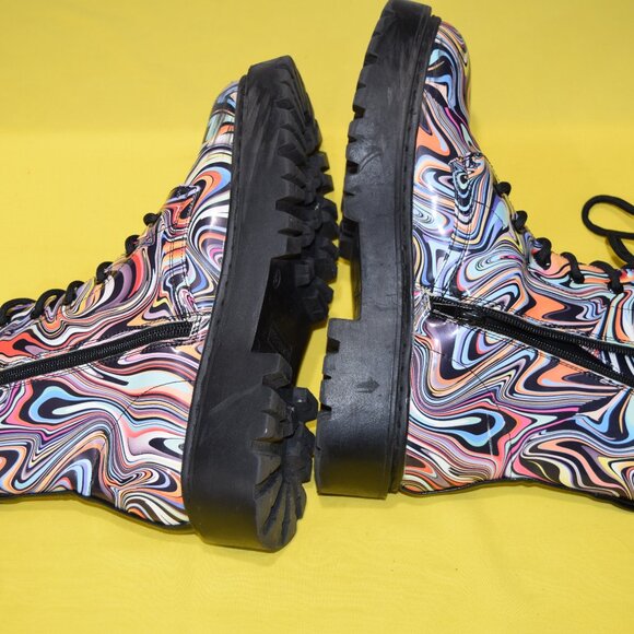 Steve Madden  Women's Size 5Jrock Colorful 70s Swirl  Lace Zip Combat Boots used - Picture 6 of 7